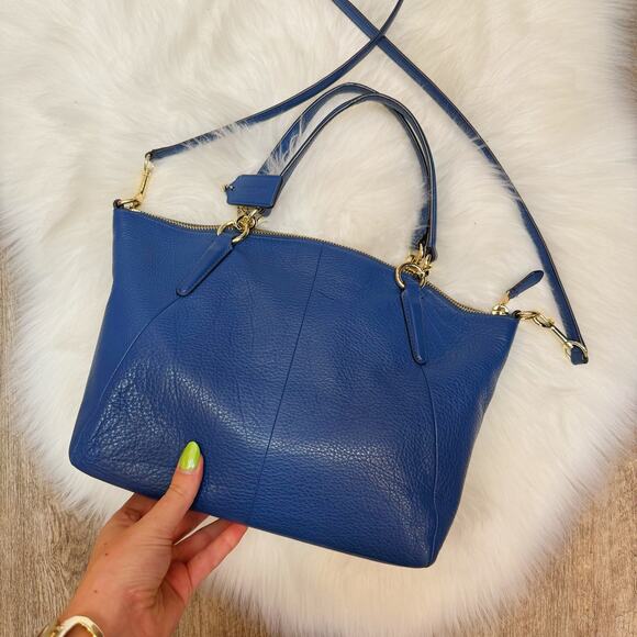 Coach Authentic "Kelsey" Pebble Leather 2 Way Bag - Picture 3 of 6